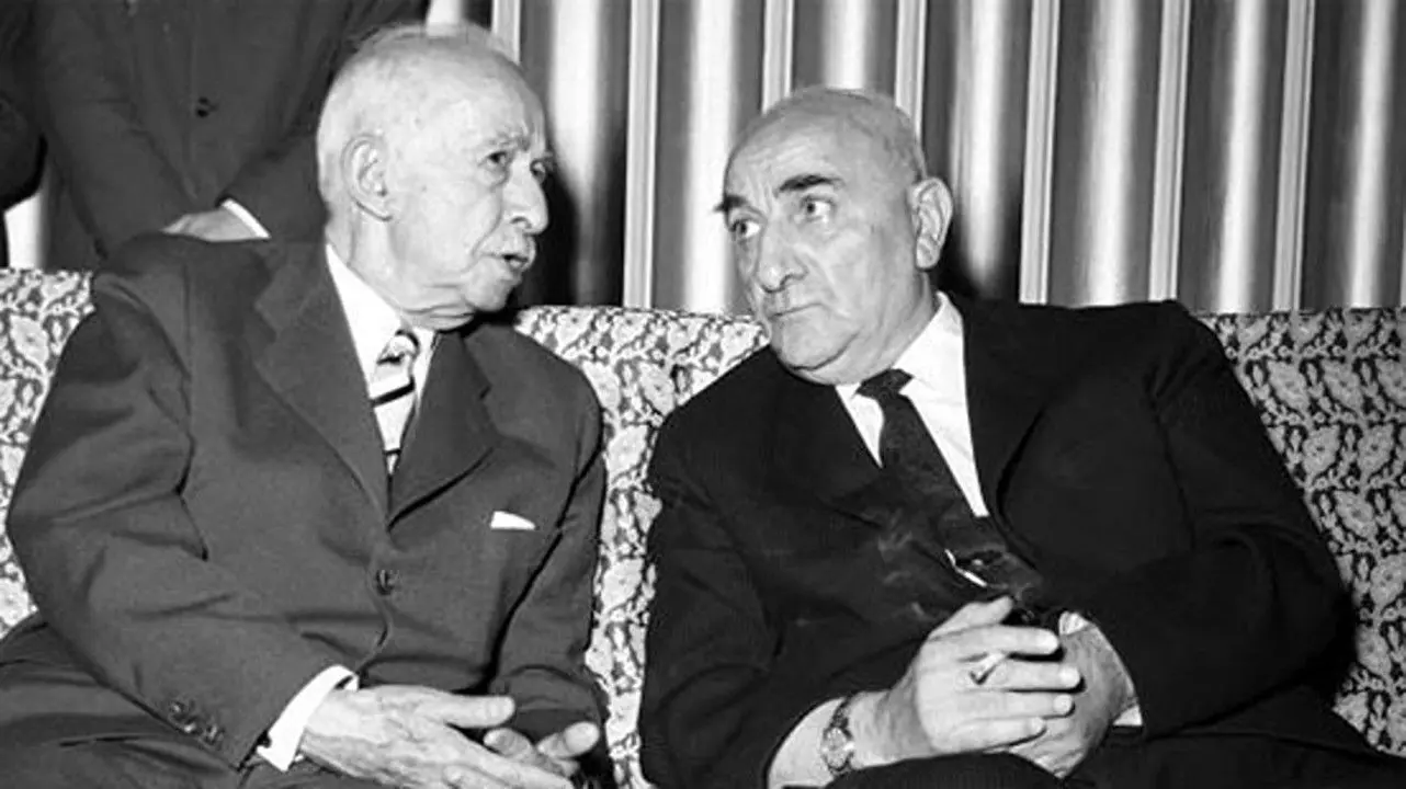 12 Mart: Rebellion backdrop