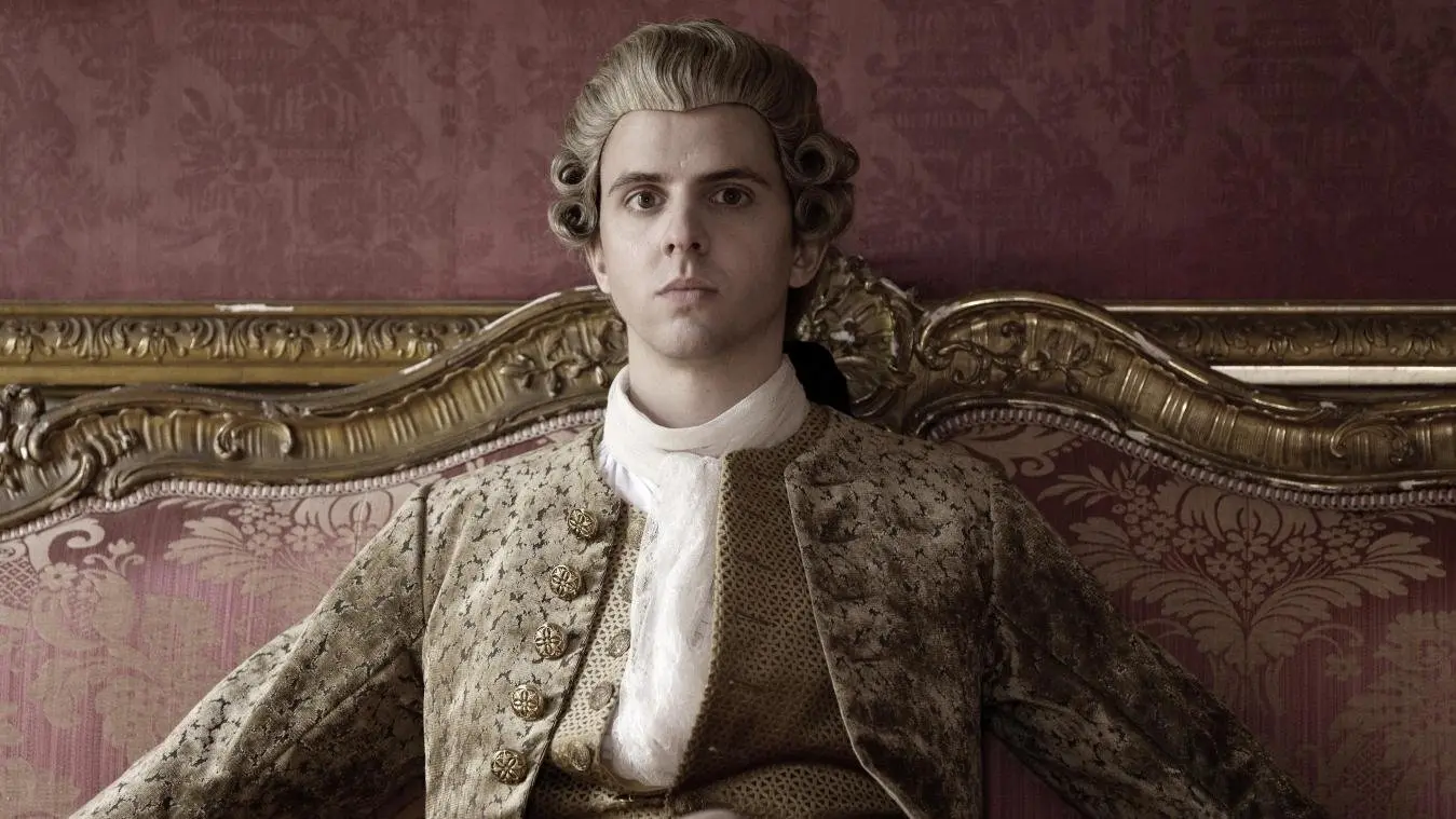 Voltaire in Love backdrop