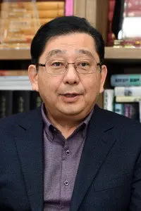 Hosaka Yuji