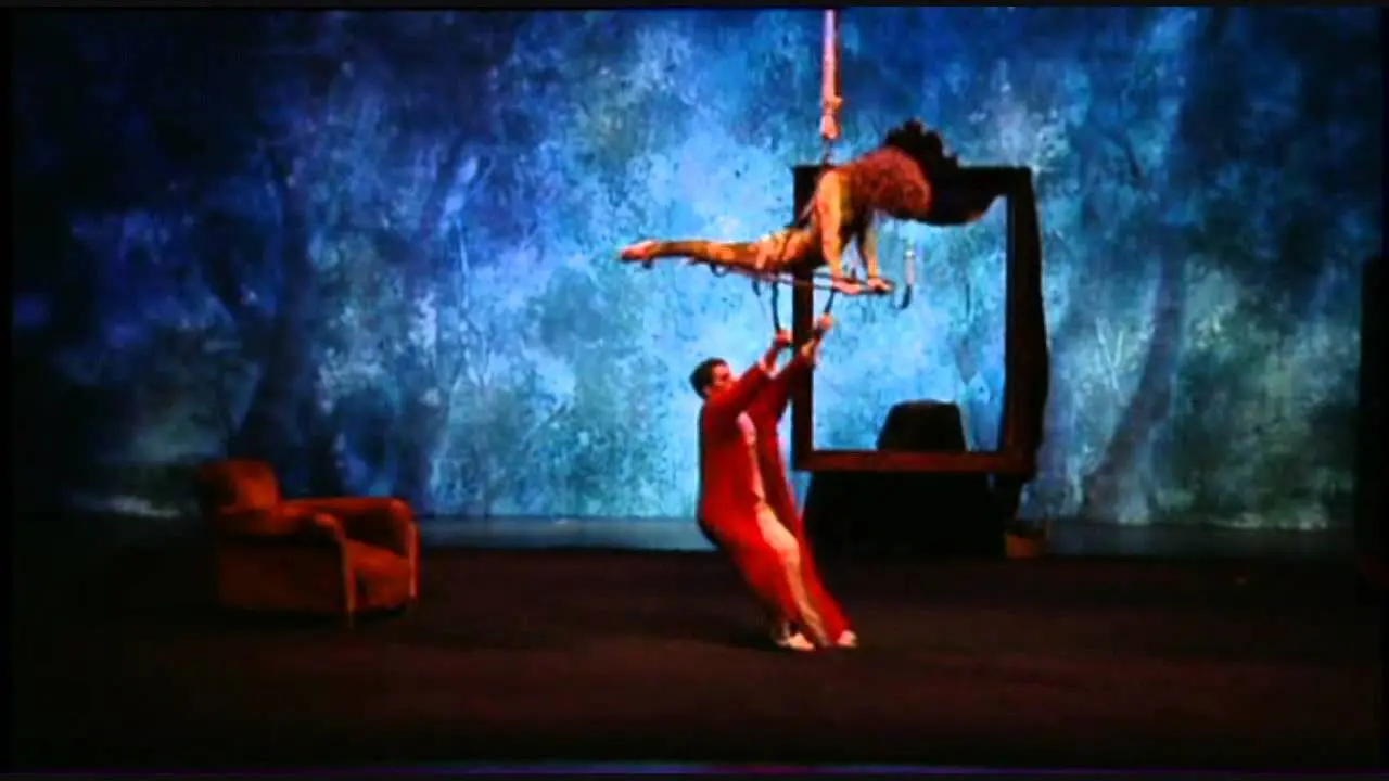 La Symphonie du hanneton backdrop