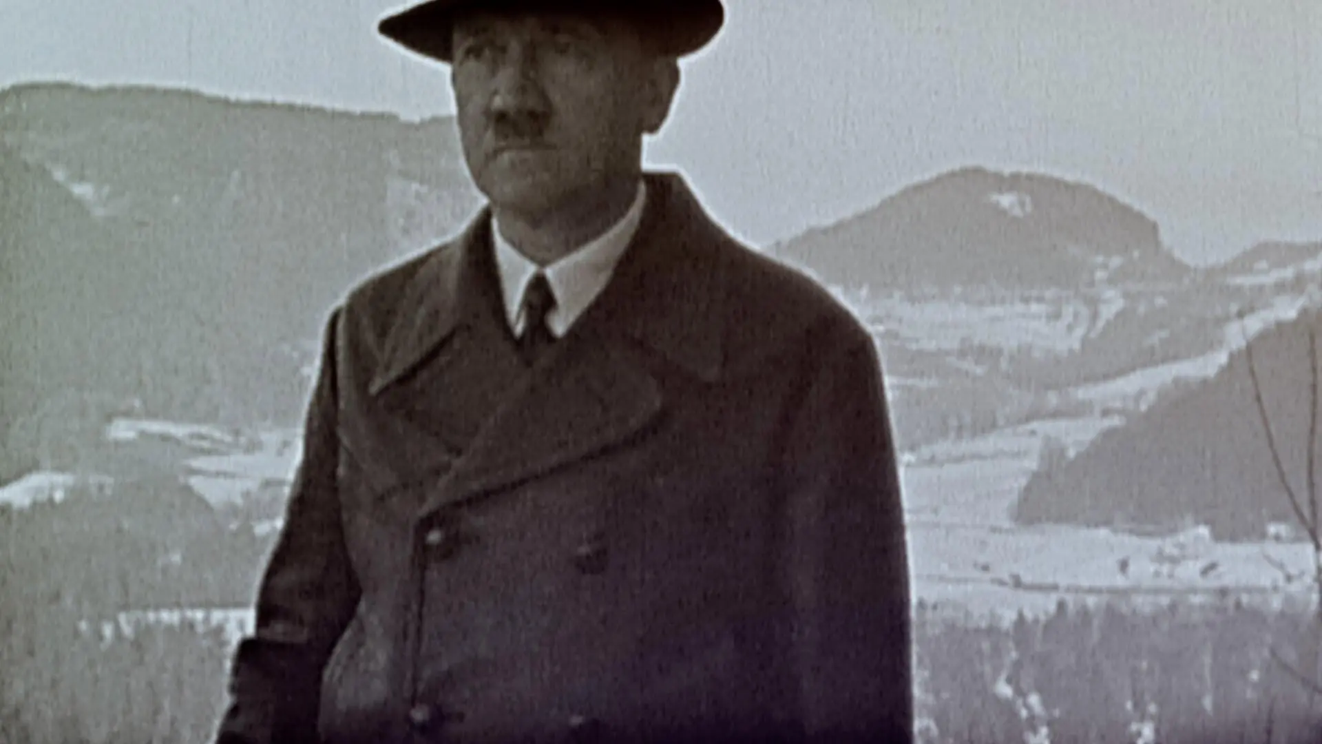 Hitler's Mountain: Hidden Traces backdrop