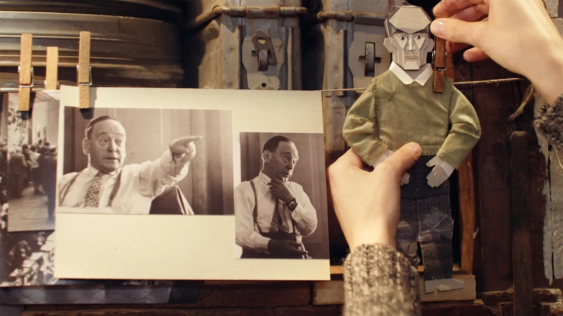 Kunst als Waffe - John Heartfield backdrop